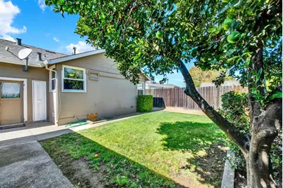 330 N Adams Street, Dixon, CA 95620 - Photo 9