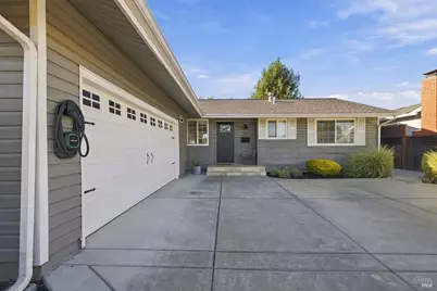 1525 Weaverly Drive, Petaluma, CA 94954 - Photo 7