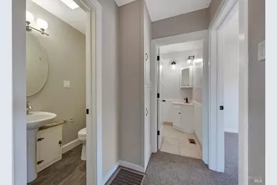 609 Mountain View Avenue, Santa Rosa, CA 95407 - Photo 17