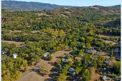 1365 Dawn Hill Road, Glen Ellen, CA 95442 - Photo 11