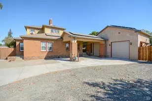 811 N 1st St, Dixon, CA 95620 - Photo 3