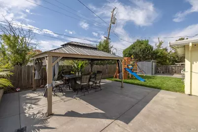361 Berryessa Drive, Vacaville, CA 95687 - Photo 35