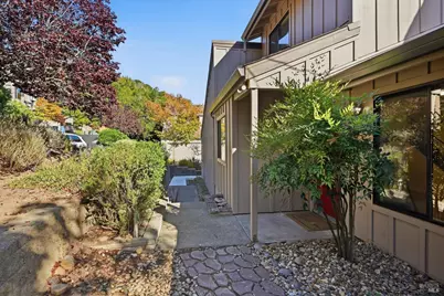 7 Josefa Court, Novato, CA 94949 - Photo 17