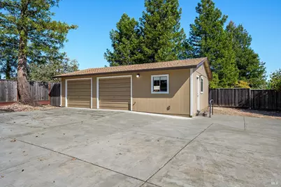 5199 Oak Meadow Drive, Santa Rosa, CA 95401 - Photo 25