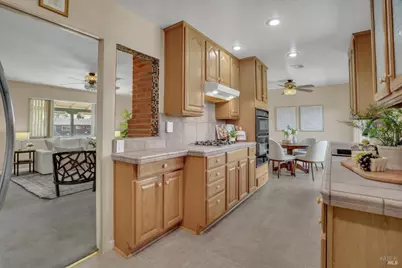 156 Heartwood Court, Vallejo, CA 94591 - Photo 13