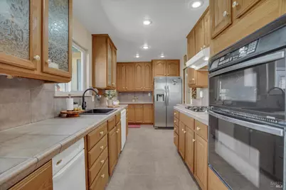 156 Heartwood Court, Vallejo, CA 94591 - Photo 11