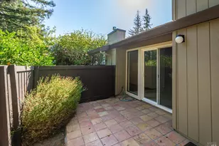1184 Walnut St, Napa, CA 94559 - Photo 33