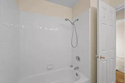 829 Vassar Drive, Vacaville, CA 95687 - Photo 31