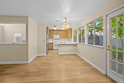 829 Vassar Drive, Vacaville, CA 95687 - Photo 19