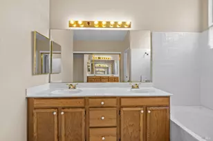 829 Vassar Dr, Vacaville, CA 95687 - Photo 49