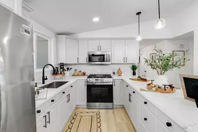 27741 Havana Avenue, Hayward, CA 94544 - Photo 13