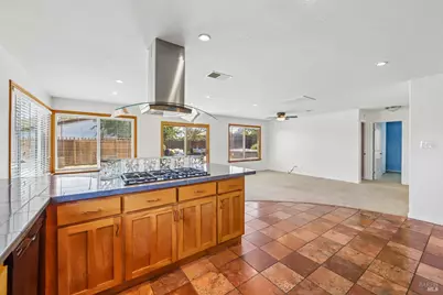 201 Radnor Court, Benicia, CA 94510 - Photo 15