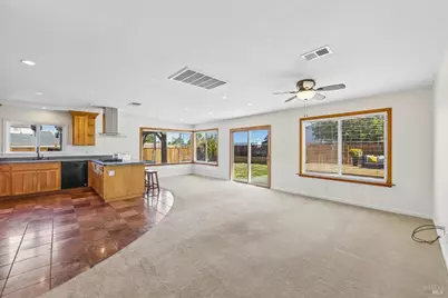 201 Radnor Court, Benicia, CA 94510 - Photo 11