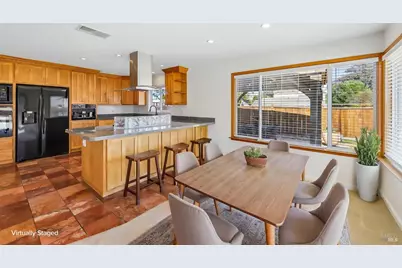 201 Radnor Court, Benicia, CA 94510 - Photo 13