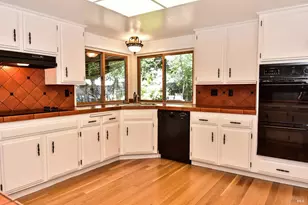 16398 La Grama St, Sonoma, CA 95476 - Photo 11
