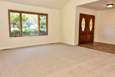 16398 La Grama Street, Sonoma, CA 95476 - Photo 9