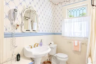 302 N Main St, Cloverdale, CA 95425 - Photo 21