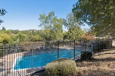 110 Oliva Court #F, Novato, CA 94947 - Photo 43