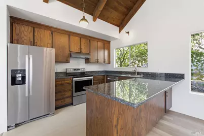 105 Elizabeth Way, San Rafael, CA 94901 - Photo 7