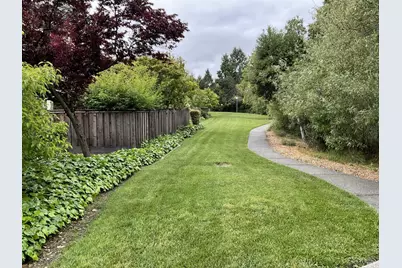 1609 Monroe Court, Petaluma, CA 94954 - Photo 21