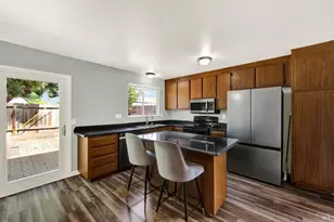 650 W H St, Dixon, CA 95620 - Photo 15