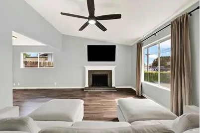 650 W H Street, Dixon, CA 95620 - Photo 5