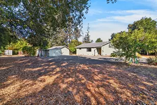 1315 Ridley Ave, Santa Rosa, CA 95401 - Photo 37