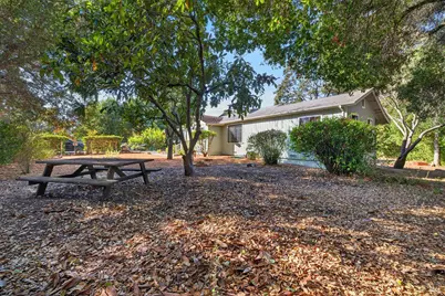 1315 Ridley Avenue, Santa Rosa, CA 95401 - Photo 43