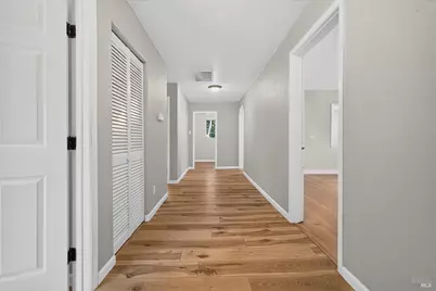 1315 Ridley Avenue, Santa Rosa, CA 95401 - Photo 31