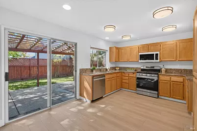 440 Valley Oak Court, Windsor, CA 95492 - Photo 17