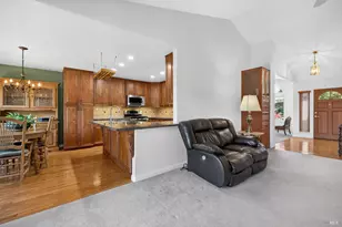 2179 Erika St, Santa Rosa, CA 95403 - Photo 9