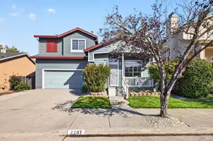 2207 Meteorite Ln, Santa Rosa, CA 95404 - Photo 1