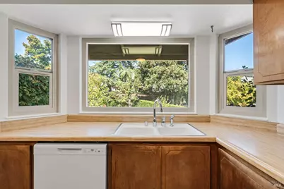 4402 Glacier Court, Rohnert Park, CA 94928 - Photo 9