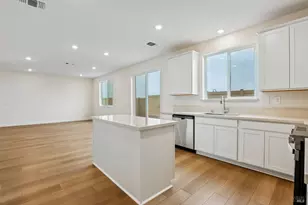 5884 Trailblaze Dr, Fairfield, CA 94533 - Photo 9