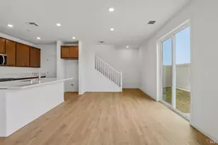 5876 Trailblaze Dr, Fairfield, CA 94533 - Photo 9