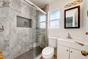 9515 Castlewood St, Oakland, CA 94605 - Photo 17