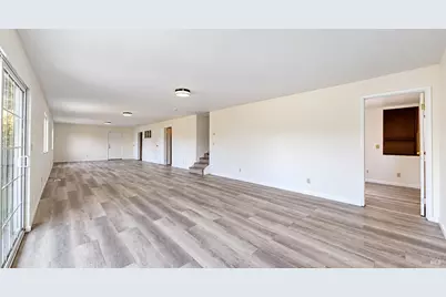 9515 Castlewood Street, Oakland, CA 94605 - Photo 19