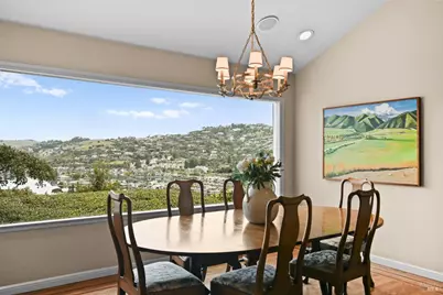 110 Bella Vista Avenue, Belvedere, CA 94920 - Photo 11
