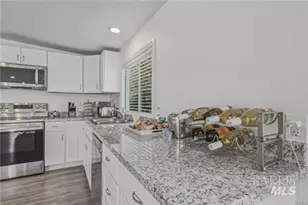 10560 North Dr, Clearlake, CA 95422 - Photo 15