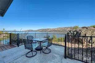 10560 North Dr, Clearlake, CA 95422 - Photo 5