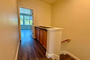 60 Almond Ct, San Rafael, CA 94903 - Photo 11