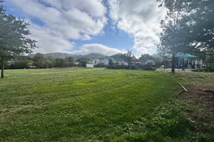 60 Almond Ct, San Rafael, CA 94903 - Photo 27