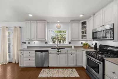 416 Limerick Way, Vacaville, CA 95688 - Photo 11