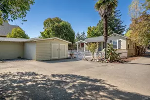 1181 Clover Dr, Santa Rosa, CA 95401 - Photo 3