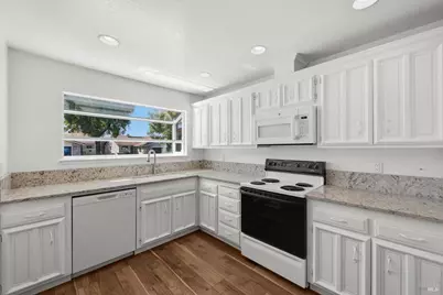 115 Bryce Way, Vacaville, CA 95687 - Photo 7