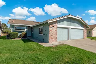115 Bryce Way, Vacaville, CA 95687 - Photo 1