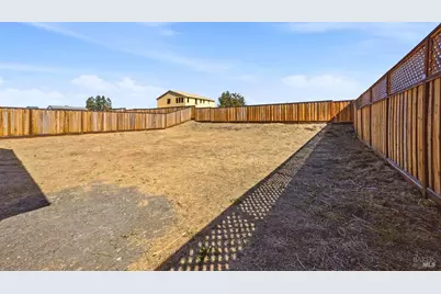 7320 Willowglen Drive, Rohnert Park, CA 94928 - Photo 31