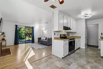 132 Carlton Avenue, Vacaville, CA 95687 - Photo 5