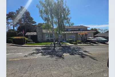 389 Valle Vista Avenue, Vallejo, CA 94590 - Photo 1