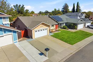 724 Vintage Ave, Fairfield, CA 94534 - Photo 35